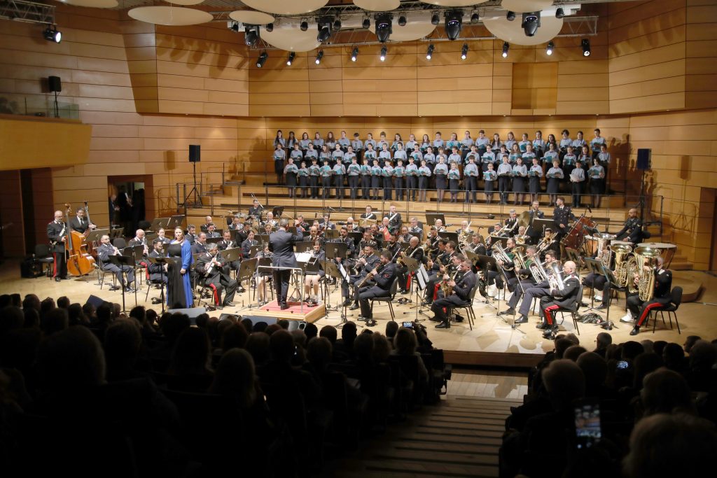 Fanfare in Concerto con Coro Voci Bianche dell'accademia alla Scala